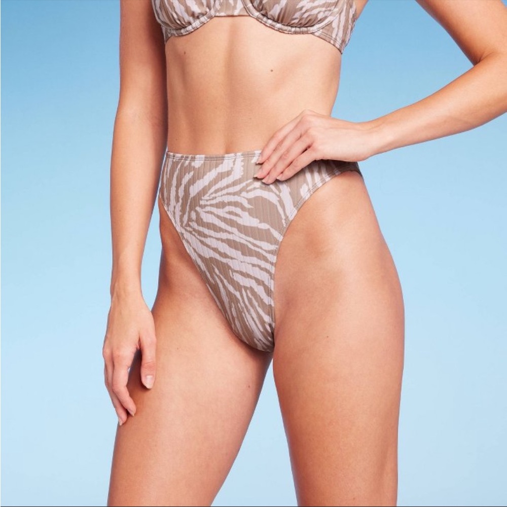 NWT animal print bikini bottoms - Picture 1 of 5